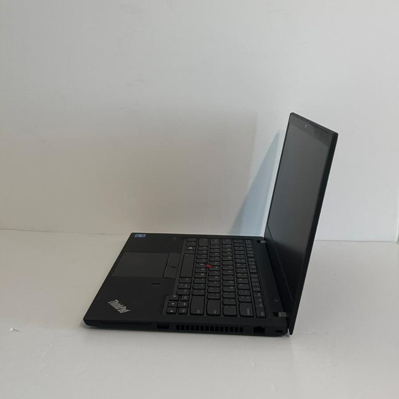 Lenovo ThinkPad T14 G2 renewed laptop front view – Intel i5 11th Gen, 16GB RAM, 256GB SSD, Grade A condition, available in Dubai