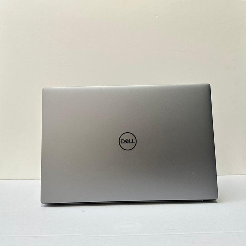 Dell Precision 5560 renewed laptop with 15.6 inch 4K touch display and Intel Core i7 11th generation
