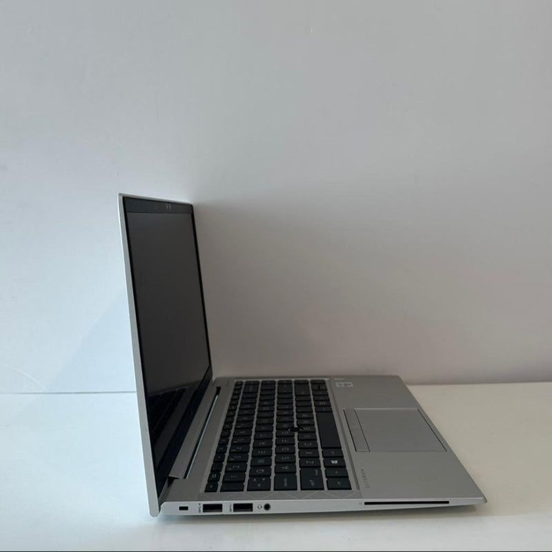 The Front View of the HP Elitebook 840 - G7 with 10th Generation of the Intel Core-i5, 512GB SSD and 32GB RAM