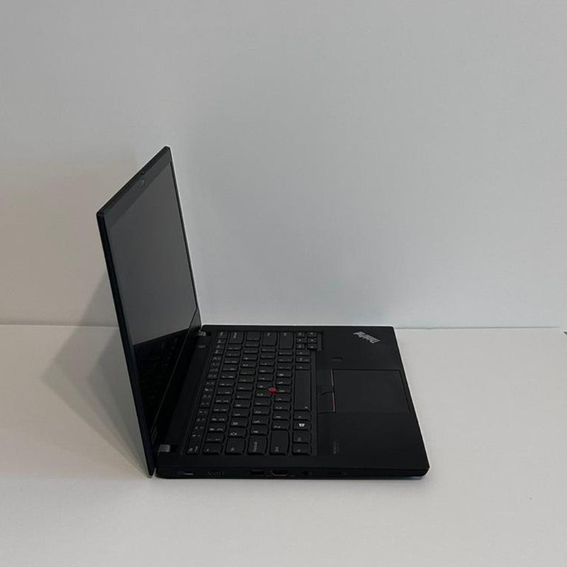 Refurbished Lenovo ThinkPad T14 G2 Core i7 11th Gen laptop with 16GB RAM and 512GB SSD in UAE